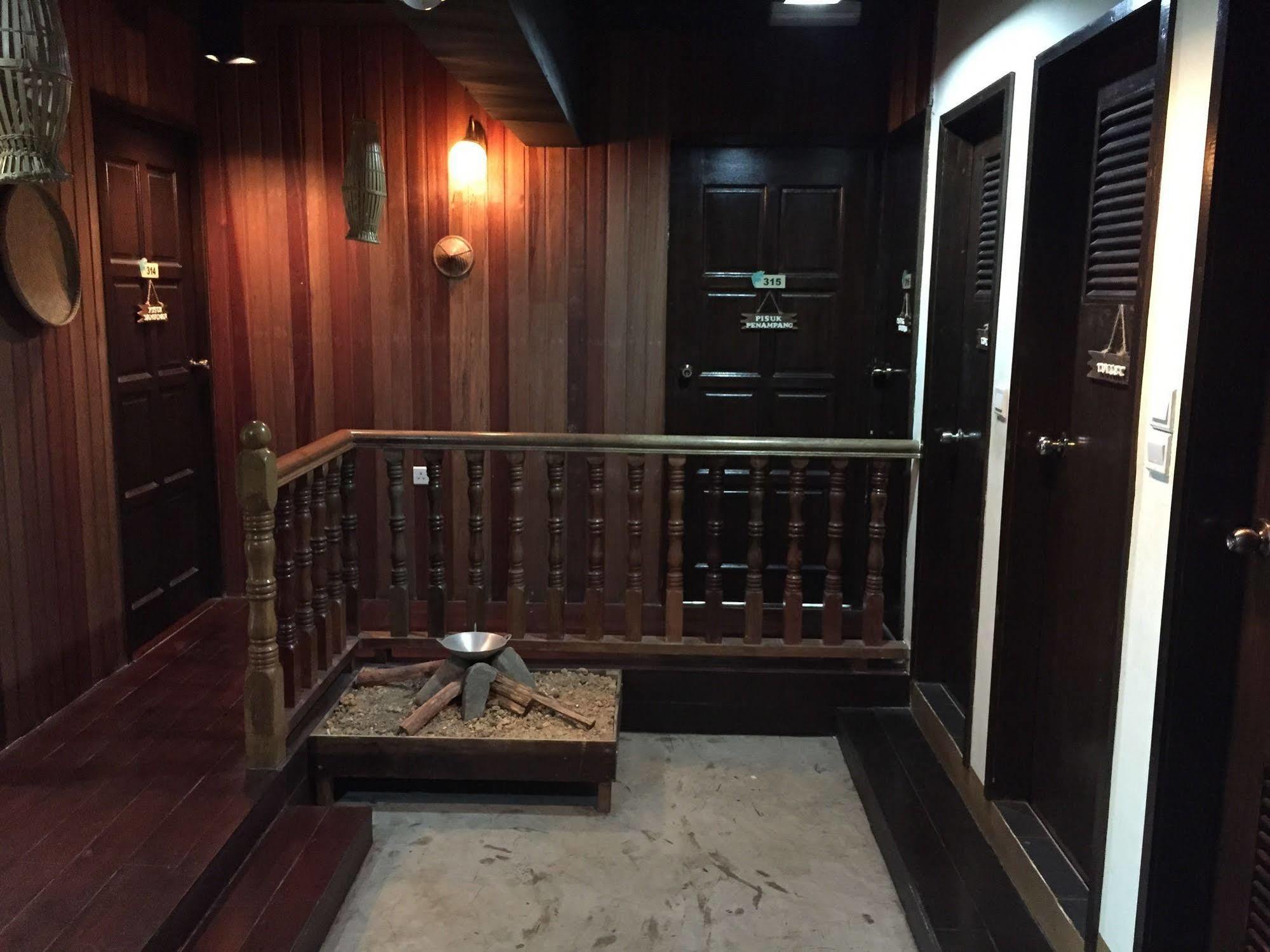 哥打京那巴鲁乐活酒店 亞庇 外观 照片